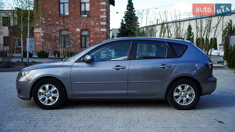 Хэтчбек Mazda 3 2005 в Львове