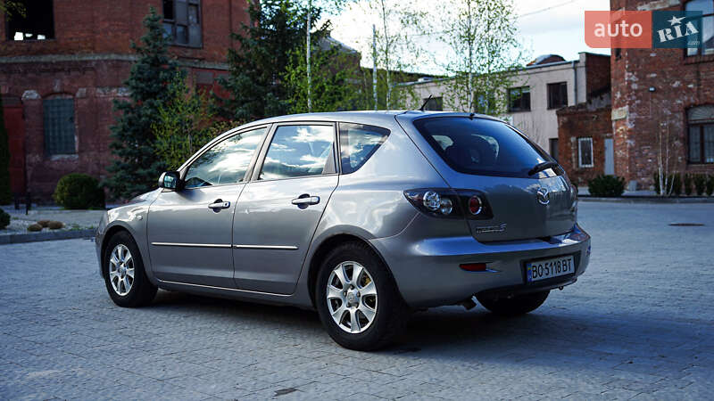Хэтчбек Mazda 3 2005 в Львове