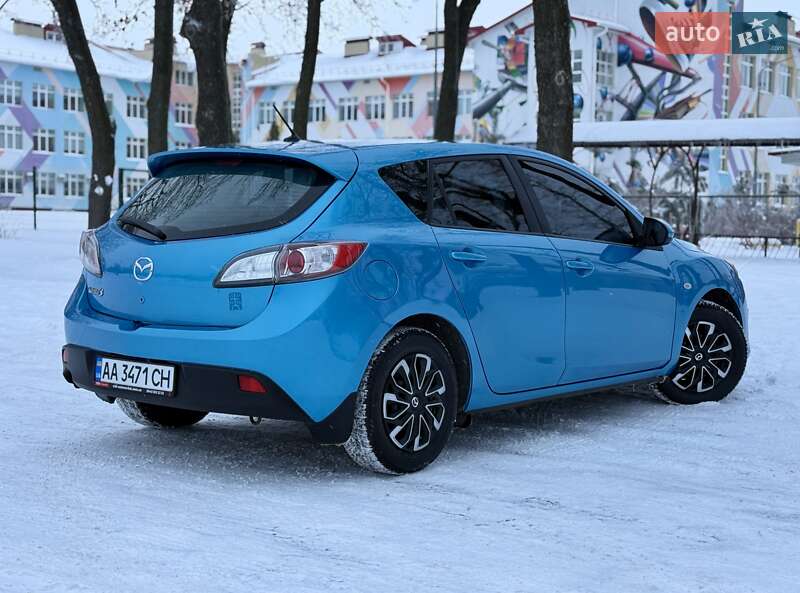 Хетчбек Mazda 3 2010 в Києві