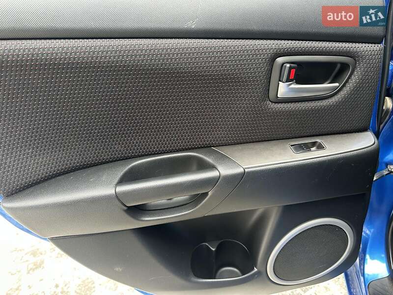 Седан Mazda 3 2007 в Одессе