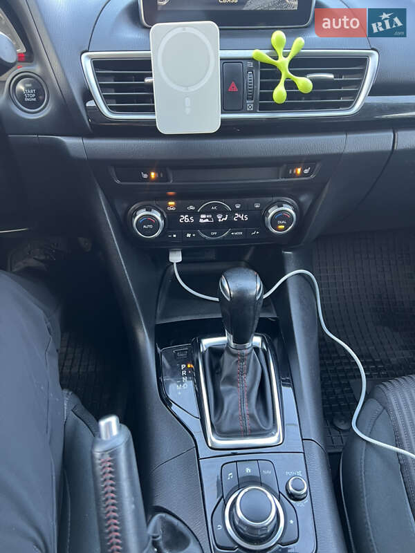 Хэтчбек Mazda 3 2013 в Конотопе