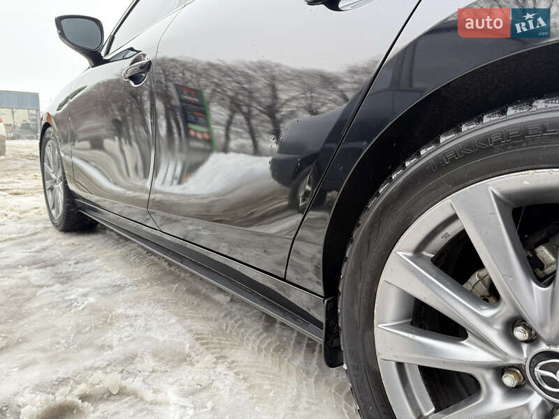 Седан Mazda 3 2018 в Києві