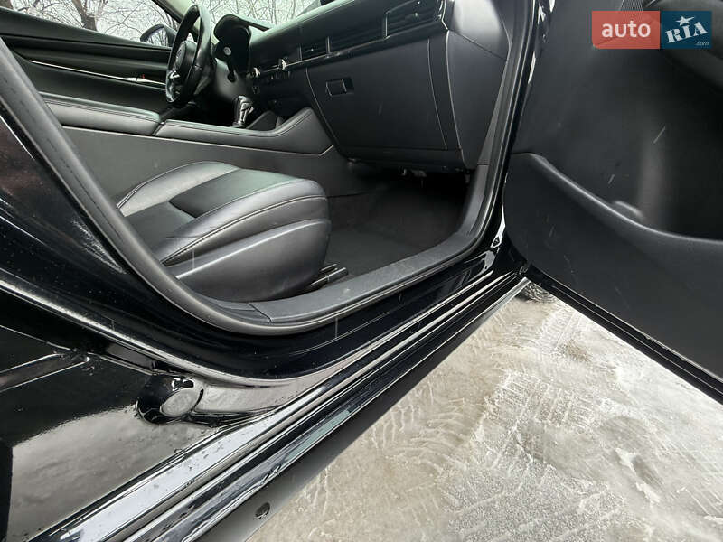 Седан Mazda 3 2018 в Києві