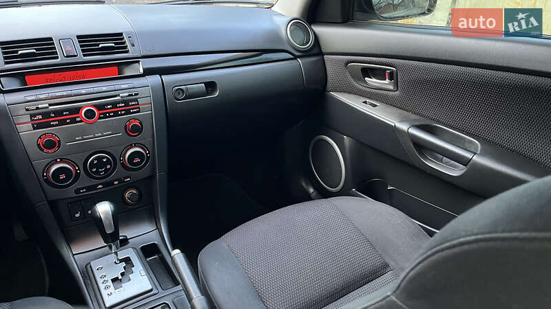 Хетчбек Mazda 3 2006 в Одесі