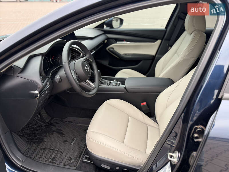 Седан Mazda 3 2024 в Києві
