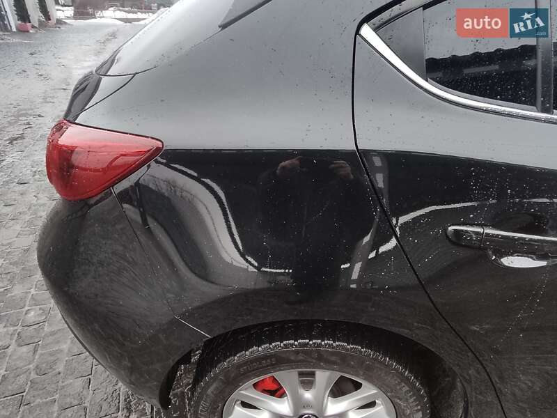 Хэтчбек Mazda 3 2014 в Каменском фото 36 Хэтчбек Mazda 3 2014 в Каменском