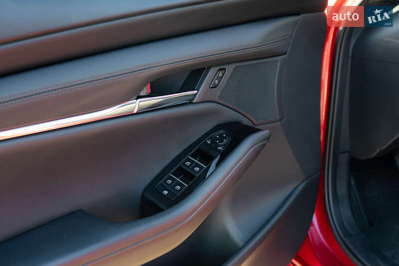 Хетчбек Mazda 3 2025 в Києві фото 35 Хетчбек Mazda 3 2025 в Києві