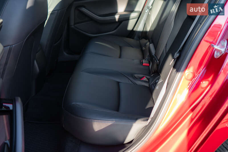 Хетчбек Mazda 3 2025 в Києві фото 39 Хетчбек Mazda 3 2025 в Києві