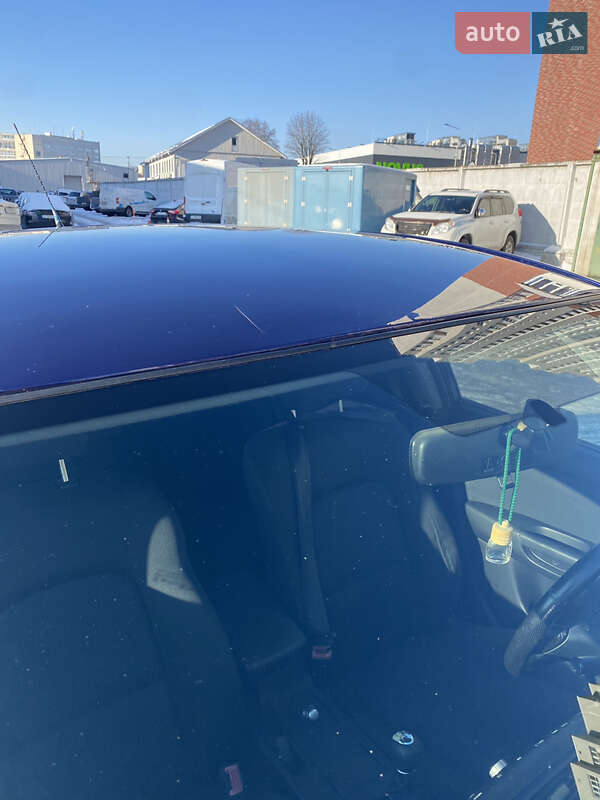 Хэтчбек Mazda 3 2005 в Киеве