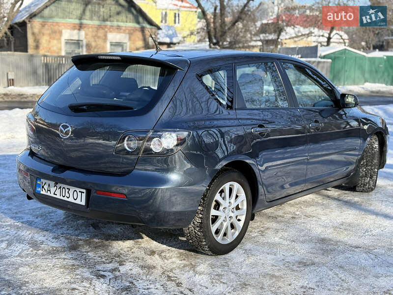 Хэтчбек Mazda 3 2008 в Киеве