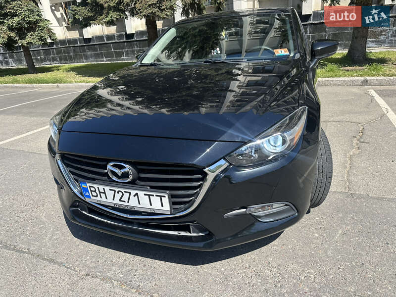 Седан Mazda 3 2017 в Одессе