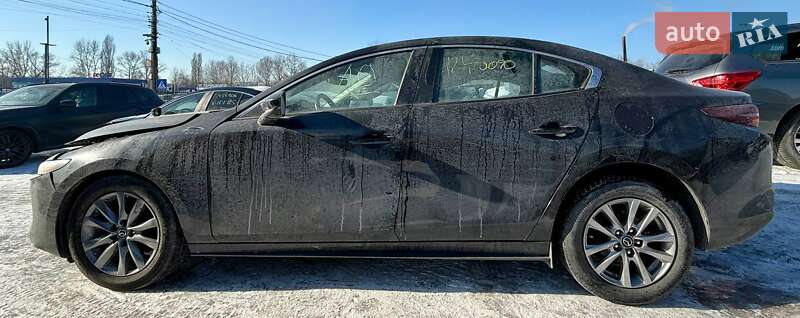 Седан Mazda 3 2022 в Киеве