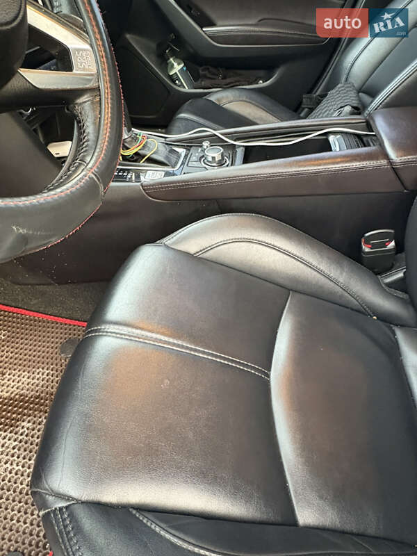 Седан Mazda 3 2018 в Харкові