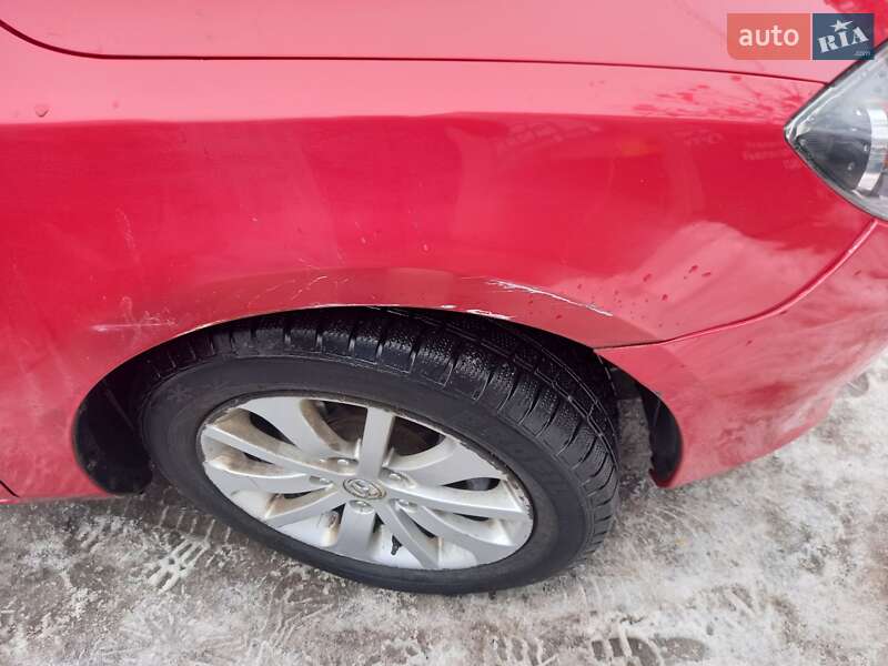 Хэтчбек Mazda 3 2004 в Ивано-Франковске