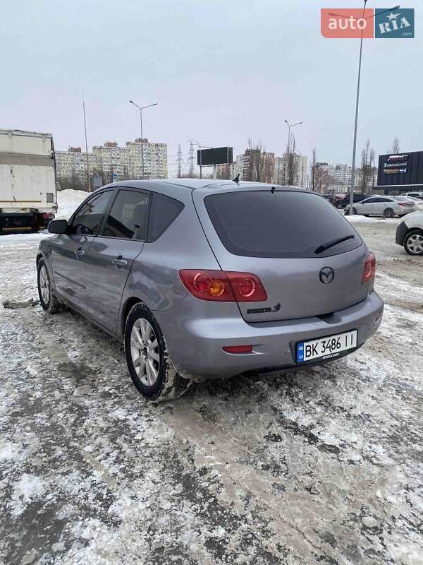 Хэтчбек Mazda 3 2004 в Киеве