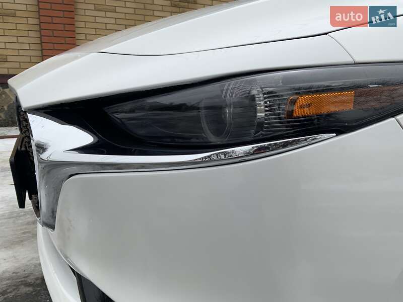 Седан Mazda 3 2022 в Полтаві