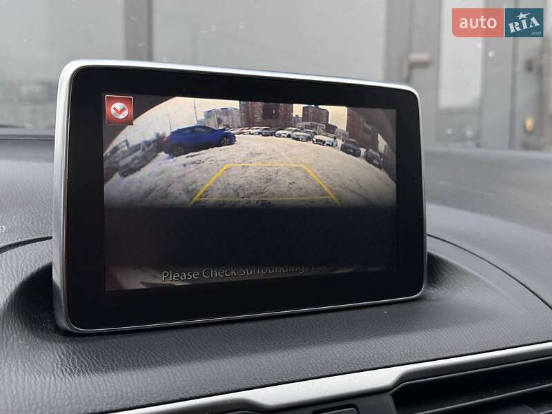 Седан Mazda 3 2016 в Киеве