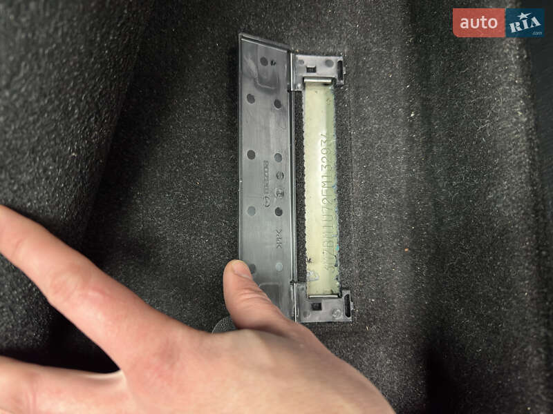 Седан Mazda 3 2014 в Запоріжжі