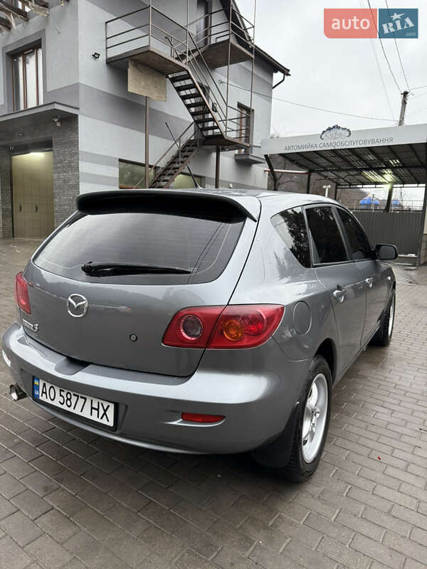 Хетчбек Mazda 3 2003 в Рахові