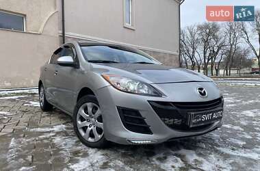 Седан Mazda 3 2013 в Миколаєві