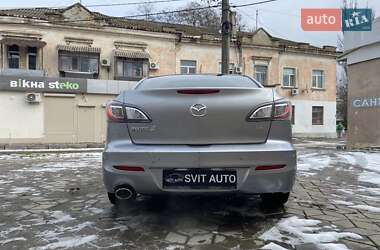Седан Mazda 3 2013 в Миколаєві