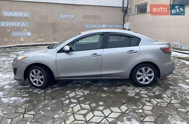 Седан Mazda 3 2013 в Миколаєві