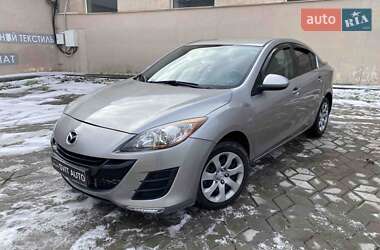 Седан Mazda 3 2013 в Миколаєві