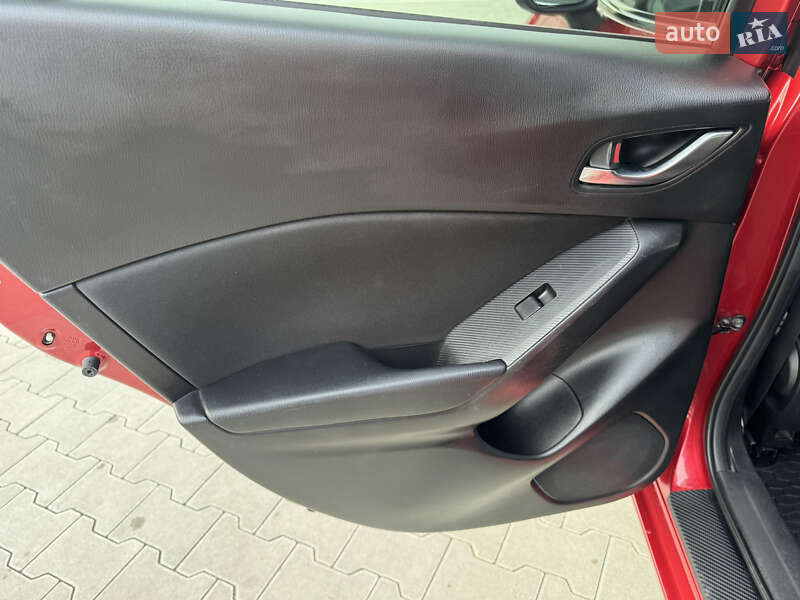 Хетчбек Mazda 3 2013 в Вінниці