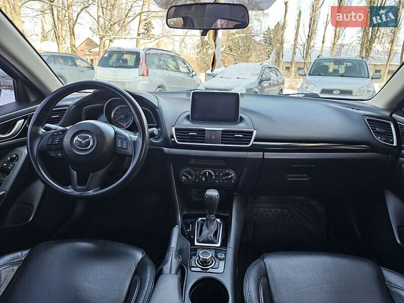 Седан Mazda 3 2016 в Києві