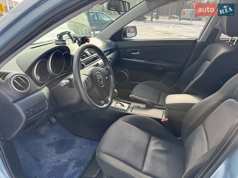 Седан Mazda 3 2007 в Днепре