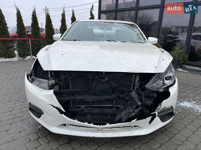Седан Mazda 3 2013 в Львові
