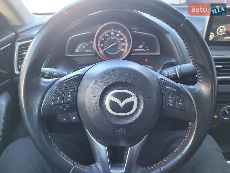 Седан Mazda 3 2015 в Києві