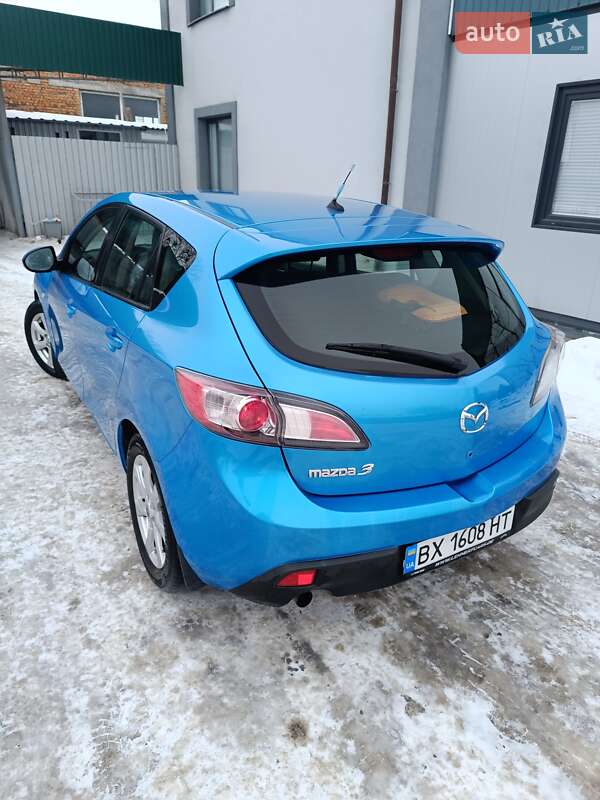 Хетчбек Mazda 3 2009 в Теофіполі