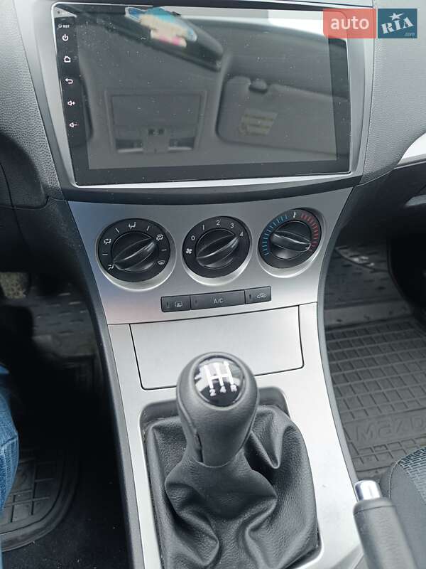 Хетчбек Mazda 3 2009 в Теофіполі