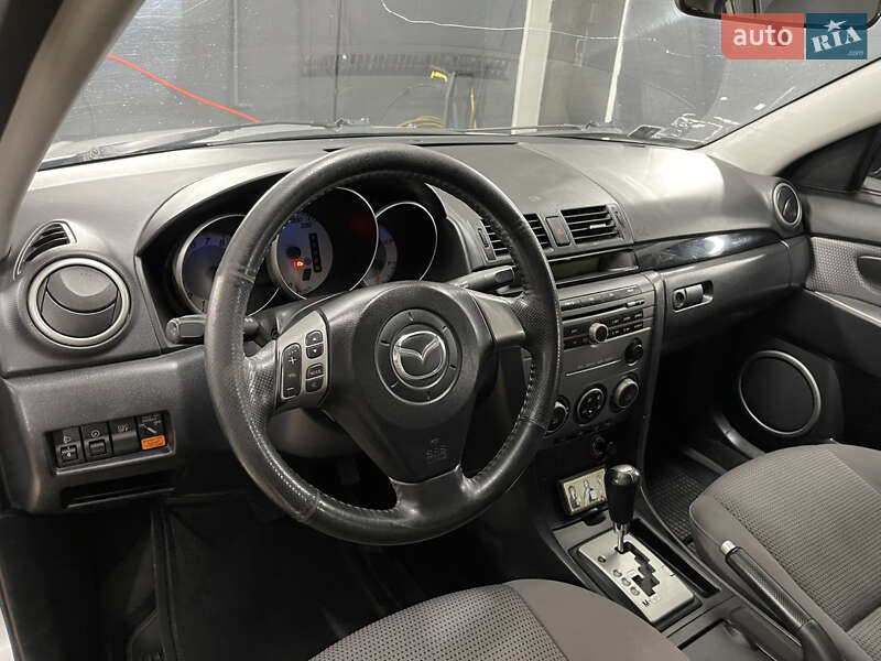 Седан Mazda 3 2007 в Запорожье