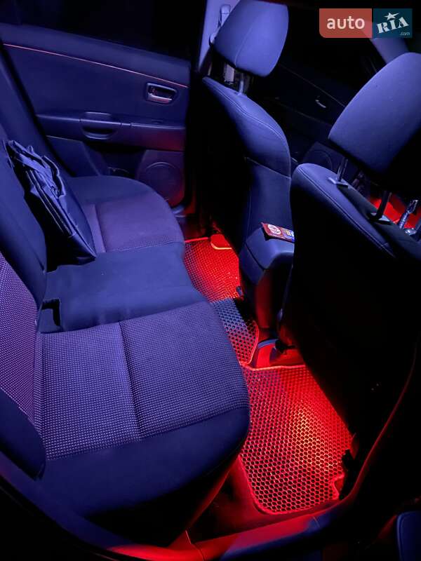 Хетчбек Mazda 3 2005 в Запоріжжі