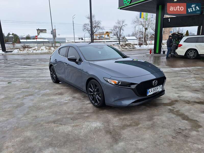 Хэтчбек Mazda 3 2023 в Киеве фото Хэтчбек Mazda 3 2023 в Киеве