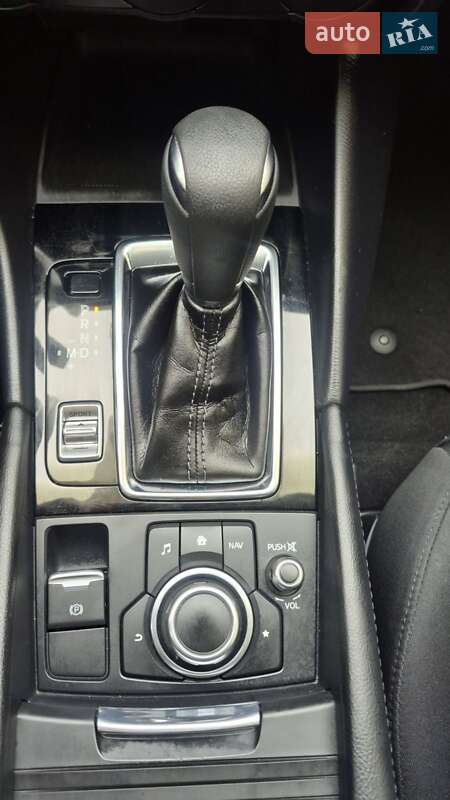 Седан Mazda 3 2017 в Киеве фото 14 Седан Mazda 3 2017 в Киеве