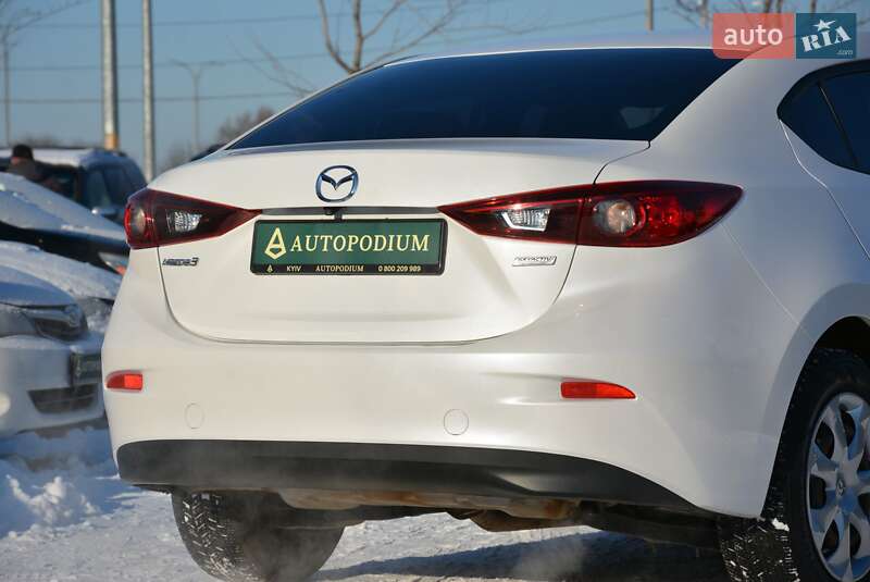 Седан Mazda 3 2017 в Києві фото 10 Седан Mazda 3 2017 в Києві