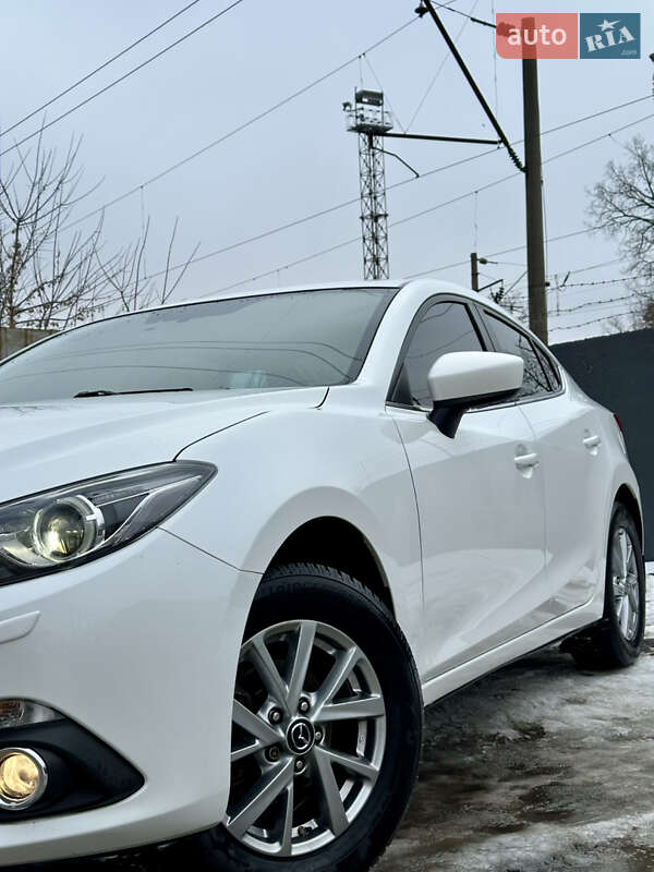Седан Mazda 3 2015 в Киеве фото 9 Седан Mazda 3 2015 в Киеве