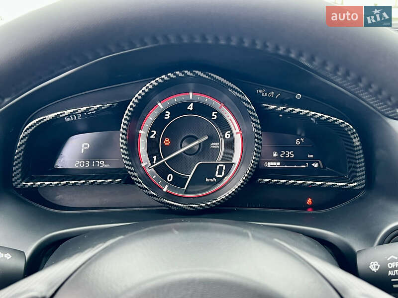 Хетчбек Mazda 3 2015 в Валках