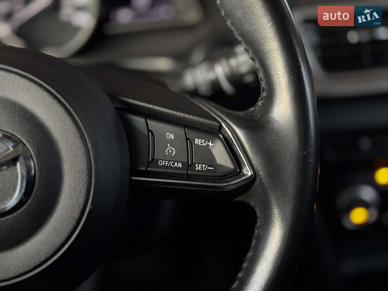 Хэтчбек Mazda 3 2018 в Киеве