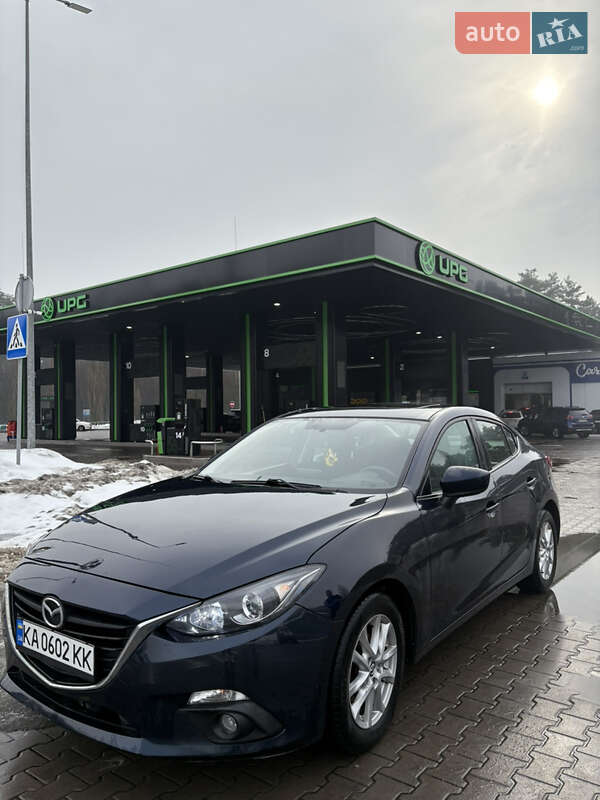Седан Mazda 3 2016 в Киеве фото Седан Mazda 3 2016 в Киеве