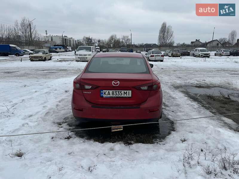 Седан Mazda 3 2014 в Киеве