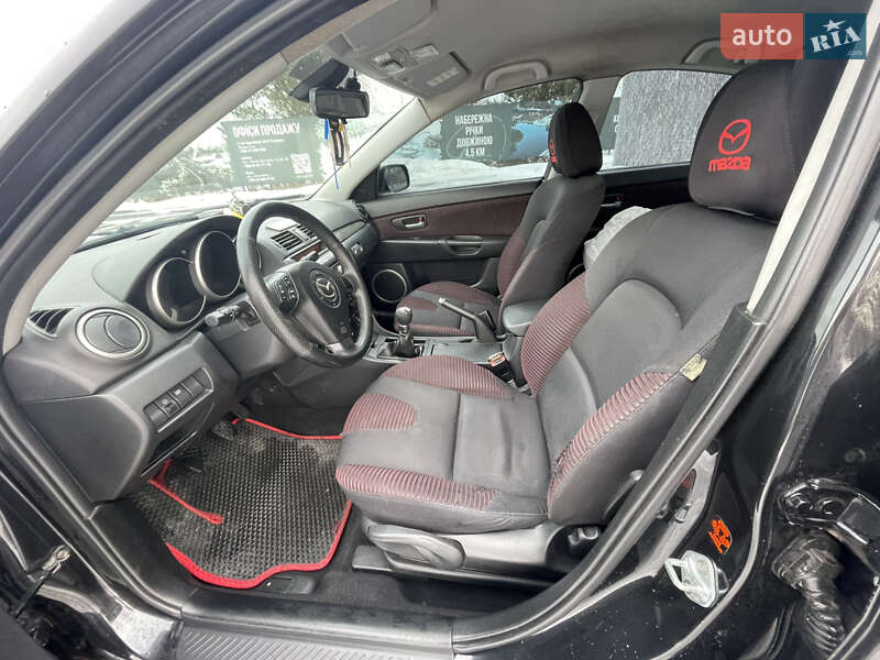 Седан Mazda 3 2005 в Ірпені