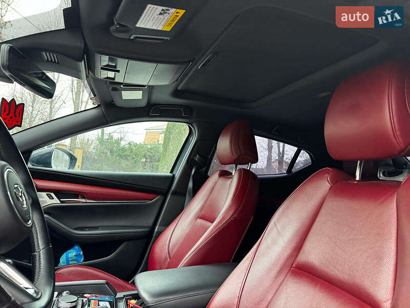 Хетчбек Mazda 3 2021 в Києві