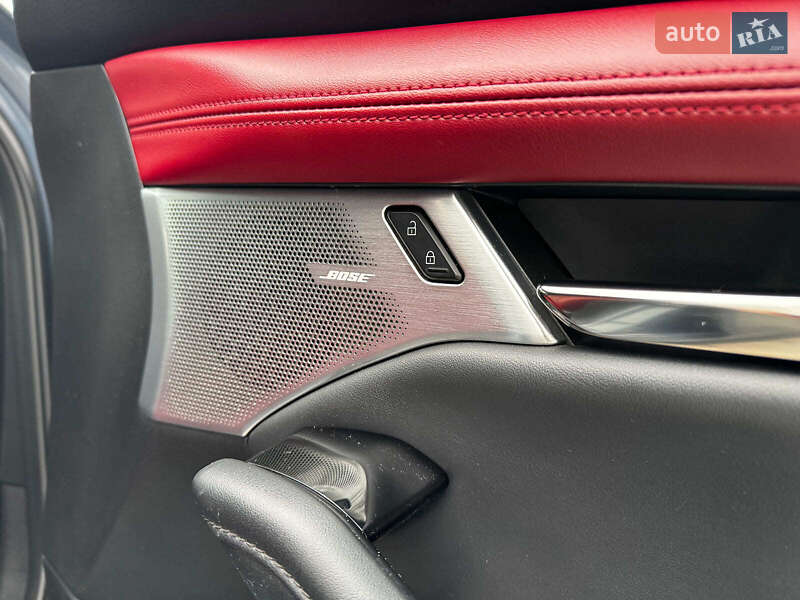 Хетчбек Mazda 3 2021 в Києві