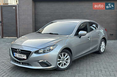 Седан Mazda 3 2016 в Николаеве