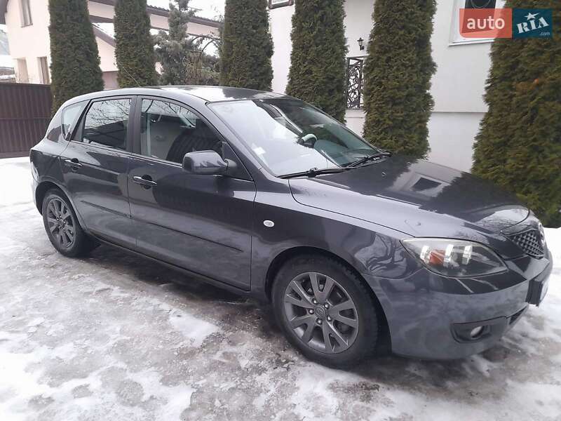 Хетчбек Mazda 3 2006 в Івано-Франківську