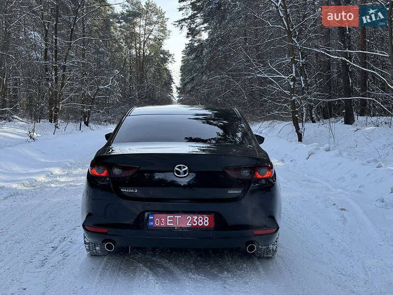 Седан Mazda 3 2020 в Бродах